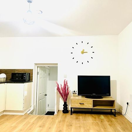 Albert Inn Apartments Манчестър Екстериор снимка