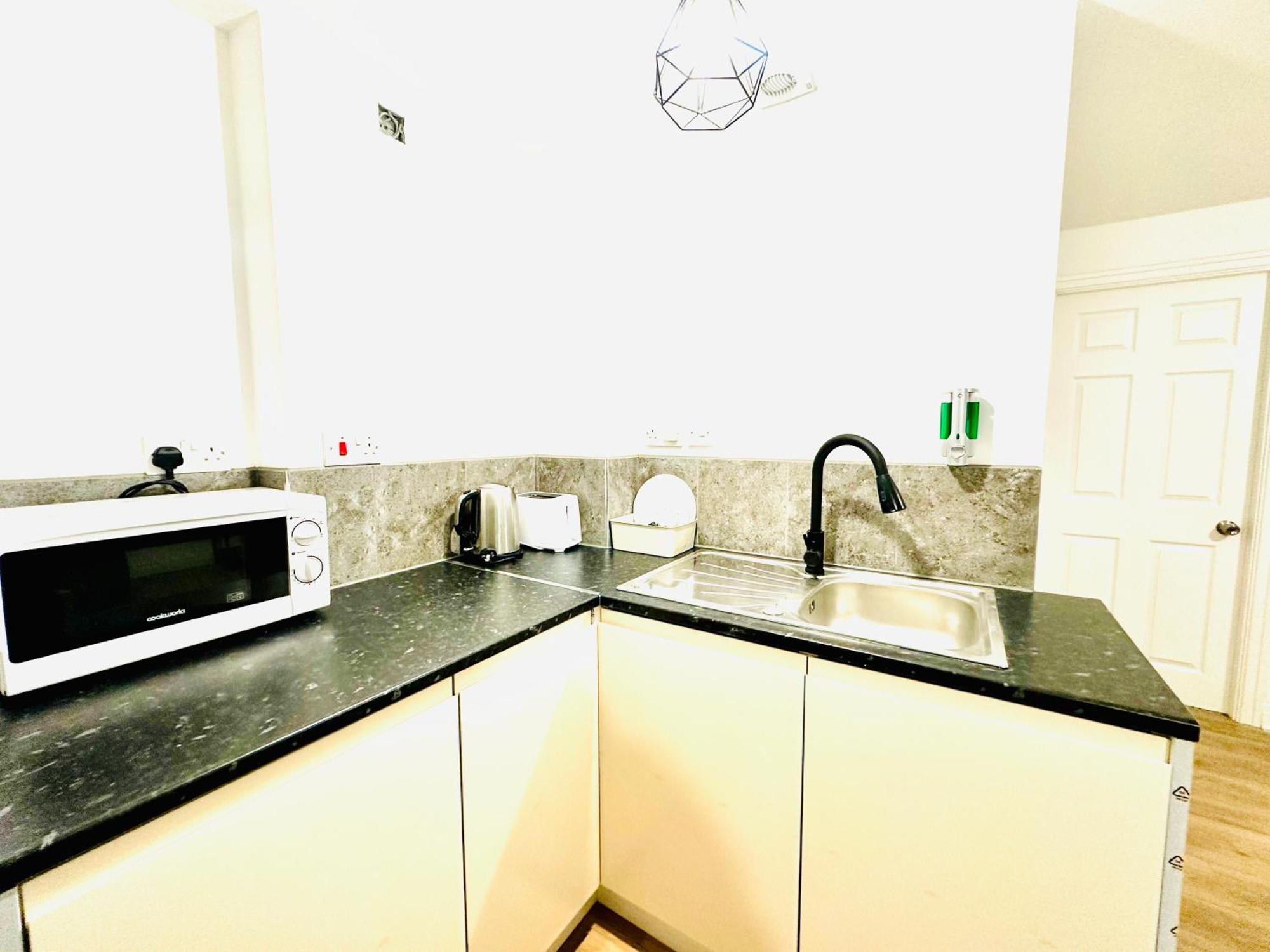 Albert Inn Apartments Манчестър Екстериор снимка