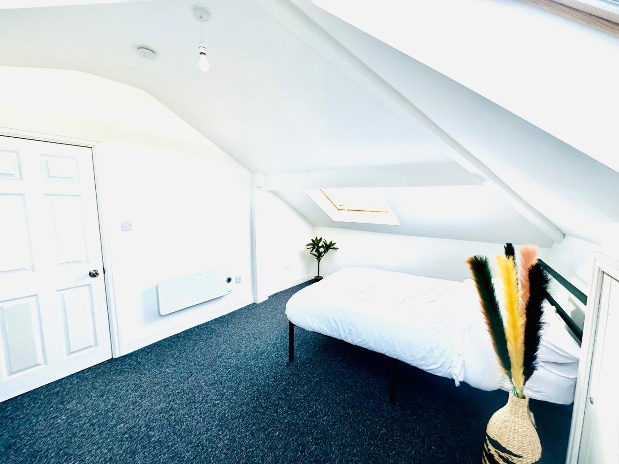 Albert Inn Apartments Манчестър Екстериор снимка