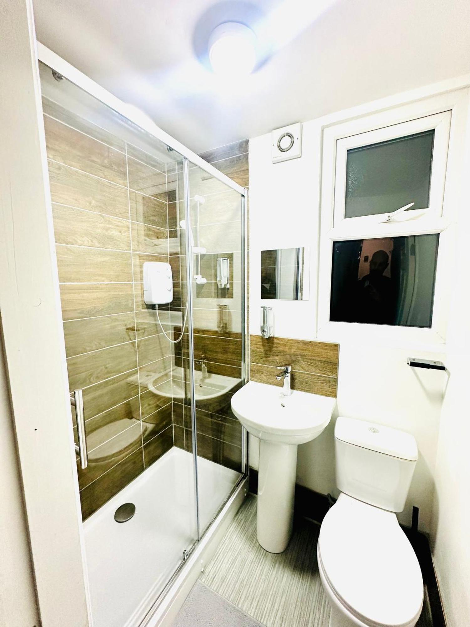 Albert Inn Apartments Манчестър Екстериор снимка