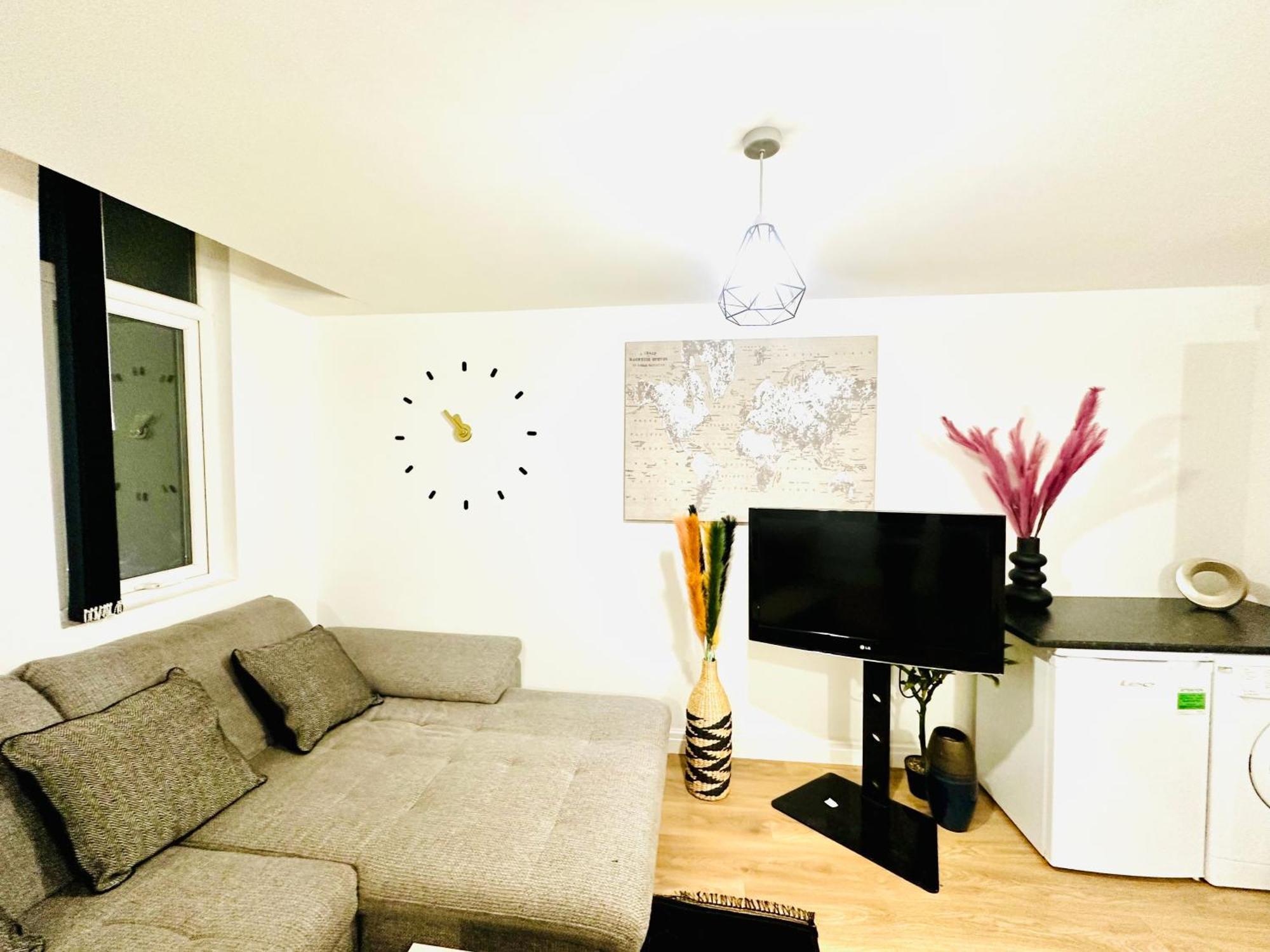 Albert Inn Apartments Манчестър Екстериор снимка